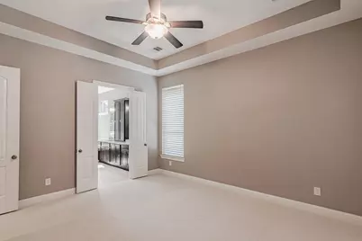 112 Sundown Ridge Place, The Woodlands, TX 77375 - Photo 19