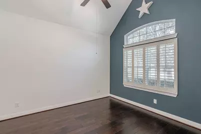 112 Sundown Ridge Place, The Woodlands, TX 77375 - Photo 7