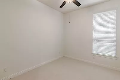 112 Sundown Ridge Place, The Woodlands, TX 77375 - Photo 31