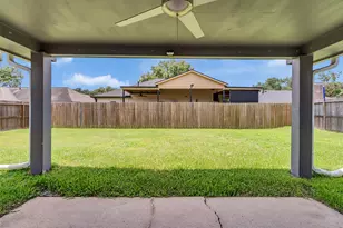 6223 Pinole Forest Dr, Houston, TX 77088 - Photo 25