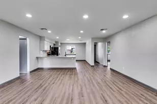 6223 Pinole Forest Dr, Houston, TX 77088 - Photo 7