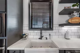5802 Kansas St, Houston, TX 77007 - Photo 13
