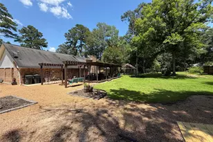 936 Hunterwood Dr, Jasper, TX 75951 - Photo 43