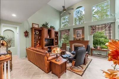 34 Mistyhaven Place, The Woodlands, TX 77381 - Photo 9