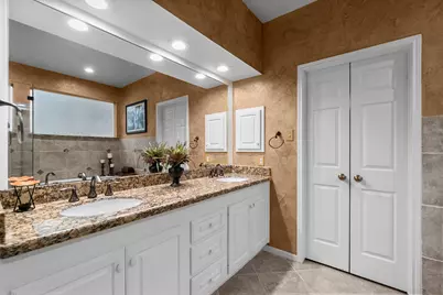 34 Mistyhaven Place, The Woodlands, TX 77381 - Photo 23