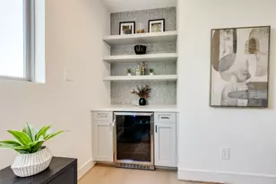 2630 Peckham St, Houston, TX 77098 - Photo 31