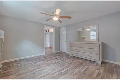 4206 Walker Street #B, Houston, TX 77023 - Photo 5
