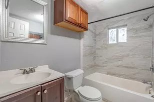 4206 Walker St, Houston, TX 77023 - Photo 7