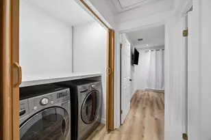 7402 Alabonson Rd, Houston, TX 77088 - Photo 9