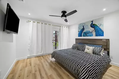 7402 Alabonson Road #202, Houston, TX 77088 - Photo 5