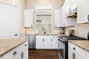 4003 Beacon Fisher Dr, Houston, TX 77018 - Photo 13