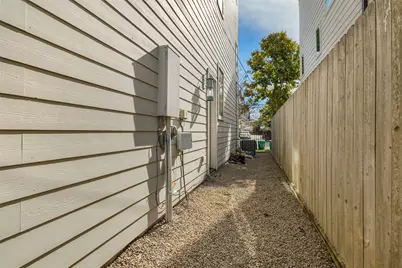 4003 Beacon Fisher Drive, Houston, TX 77018 - Photo 31