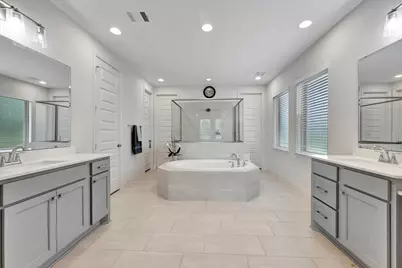 12218 Hickory Arroyo Drive, Humble, TX 77346 - Photo 23