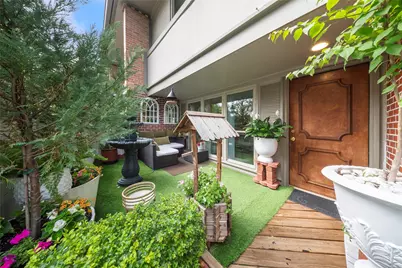 6563 Bayou Glen Road, Houston, TX 77057 - Photo 1