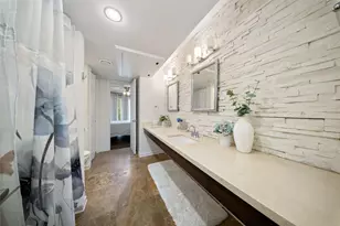 6563 Bayou Glen Rd, Houston, TX 77057 - Photo 17