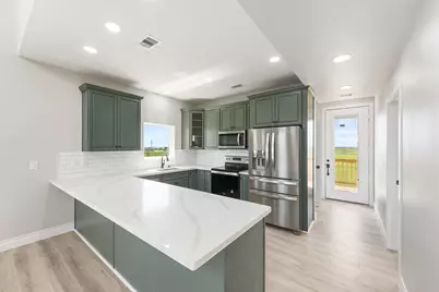 234 Bay Avenue, Surfside Beach, TX 77541 - Photo 5