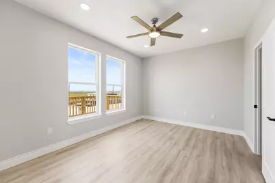 234 Bay Avenue, Surfside Beach, TX 77541 - Photo 21
