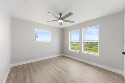 234 Bay Avenue, Surfside Beach, TX 77541 - Photo 27