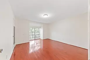 12633 Memorial Dr, Houston, TX 77024 - Photo 19