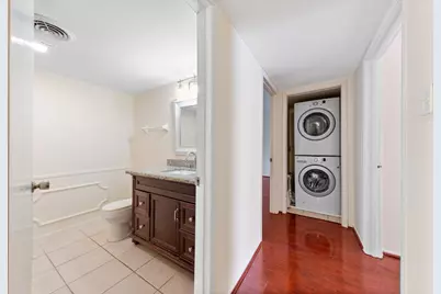 12633 Memorial Drive #170, Houston, TX 77024 - Photo 17