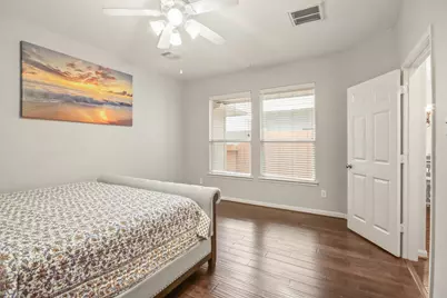 55 W Pipers Green Street, The Woodlands, TX 77382 - Photo 17