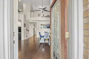 55 W Pipers Green St, The Woodlands, TX 77382 - Photo 7