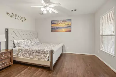 55 W Pipers Green Street, The Woodlands, TX 77382 - Photo 15