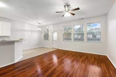 215 W Stedhill Loop, The Woodlands, TX 77384 - Photo 13