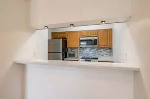 7069 N Holiday Dr, Galveston, TX 77550 - Photo 7