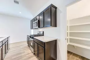 12322 Morning Vis Dr, Houston, TX 77014 - Photo 11