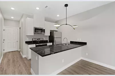 5262 Ella Boulevard #502B, Houston, TX 77018 - Photo 3