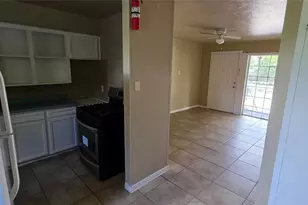 4005 Irvington Blvd, Houston, TX 77009 - Photo 9