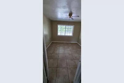 4005 Irvington Boulevard #6, Houston, TX 77009 - Photo 5