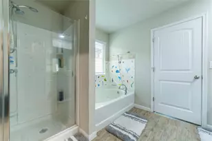 10126 Relic Oaks, San Antonio, TX 78240 - Photo 17