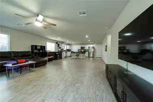 10126 Relic Oaks, San Antonio, TX 78240 - Photo 7