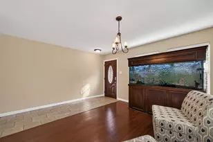 1918 Skipwood Dr, Missouri City, TX 77489 - Photo 7