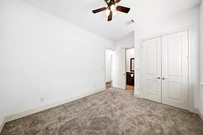 8760 Kempwood Drive, Houston, TX 77080 - Photo 35