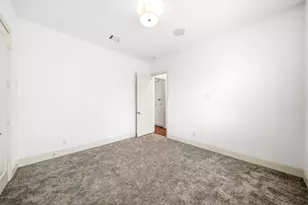 8760 Kempwood Dr, Houston, TX 77080 - Photo 31
