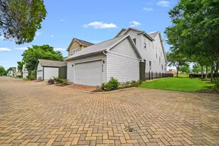 8760 Kempwood Dr, Houston, TX 77080 - Photo 43