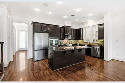 8760 Kempwood Drive, Houston, TX 77080 - Photo 11