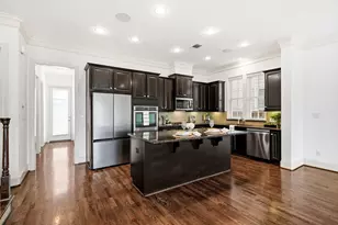 8760 Kempwood Dr, Houston, TX 77080 - Photo 11