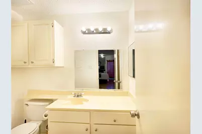 10855 Meadowglen Lane #912, Houston, TX 77042 - Photo 7