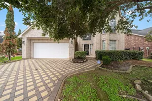 14226 Ashmore Reef Ct, Sugar Land, TX 77498 - Photo 3