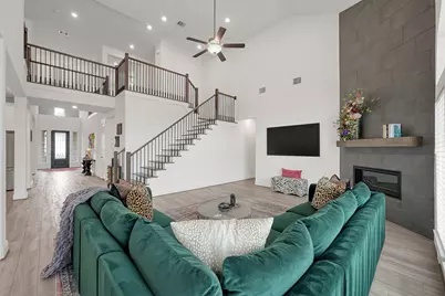 1067 Lakemont Bend Lane, Pinehurst, TX 77362 - Photo 15