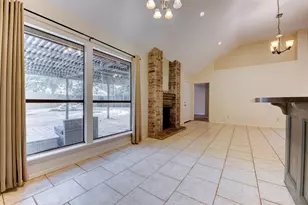1906 Woodhue Dr, Houston, TX 77386 - Photo 9