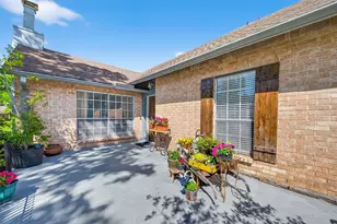 3107 Silver Springs Dr, La Porte, TX 77571 - Photo 5