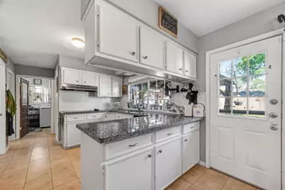 3107 Silver Springs Drive, La Porte, TX 77571 - Photo 19