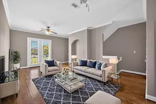 320 Cathedral Sq, Beaumont, TX 77701 - Photo 17