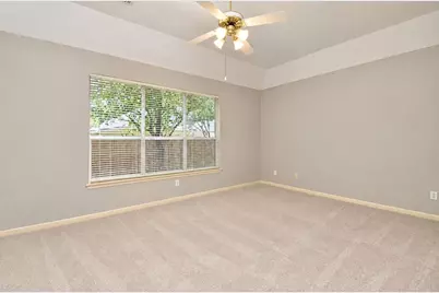 43 S Lace Arbor Drive, The Woodlands, TX 77382 - Photo 19