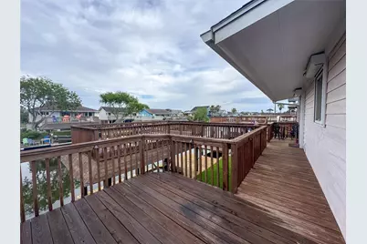 1031 Redfish Street, Bayou Vista, TX 77563 - Photo 3